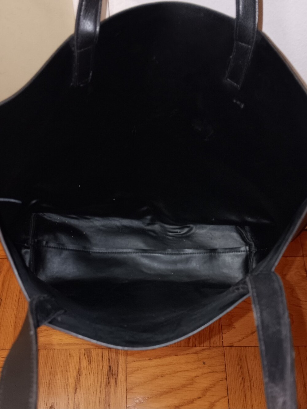 Christian Siriano Sleek Black Tote with Logo Accent - Picture 6 of 9